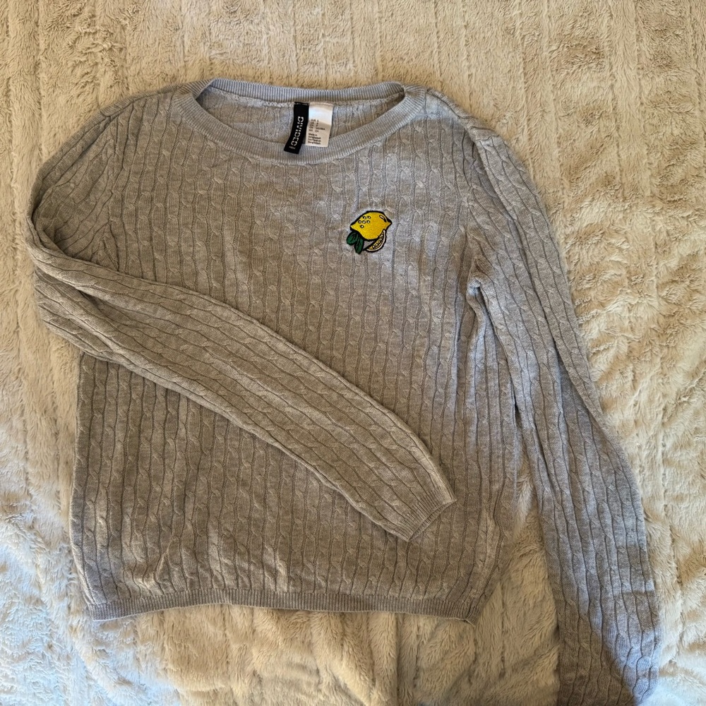 H&M Light Gray Sweater with Lemon Detail